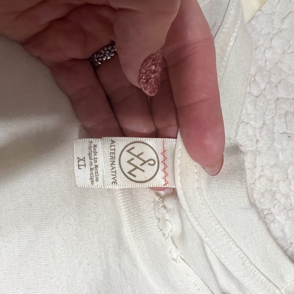 3 graphic soft  tees - Picture 10 of 15